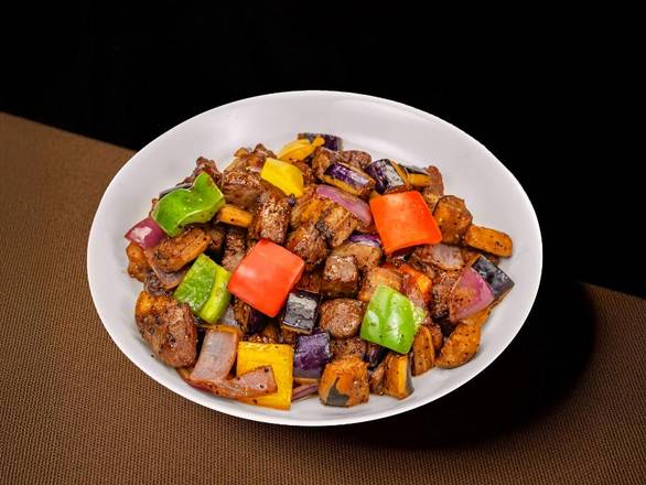 Sliced beef fillet with eggplant / 茄子牛柳粒